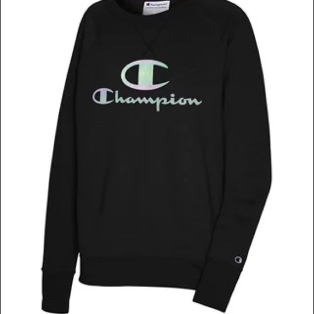 NWT Champion Graphic Pullover, black. Size M